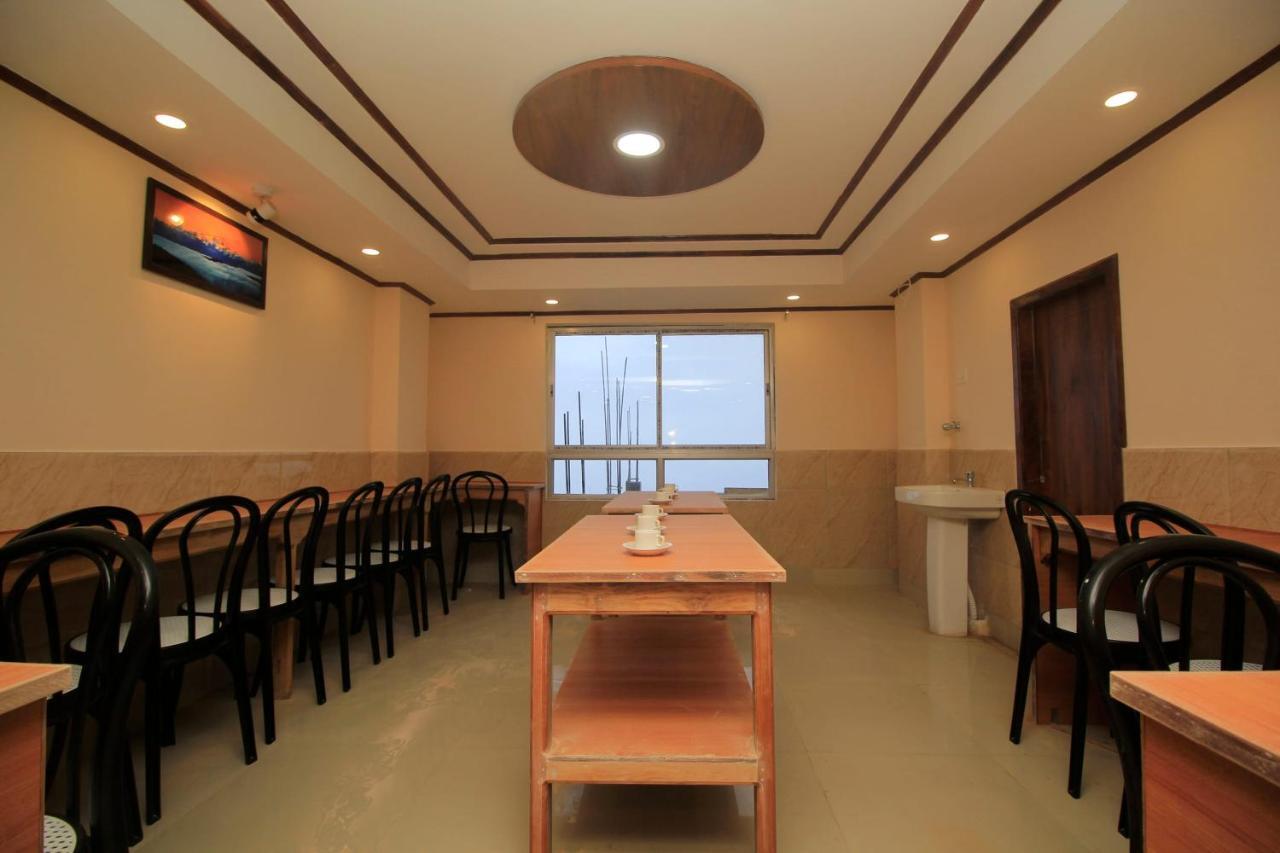 Oyo 12370 Royal Sarava Hotel Darjeeling  Bagian luar foto